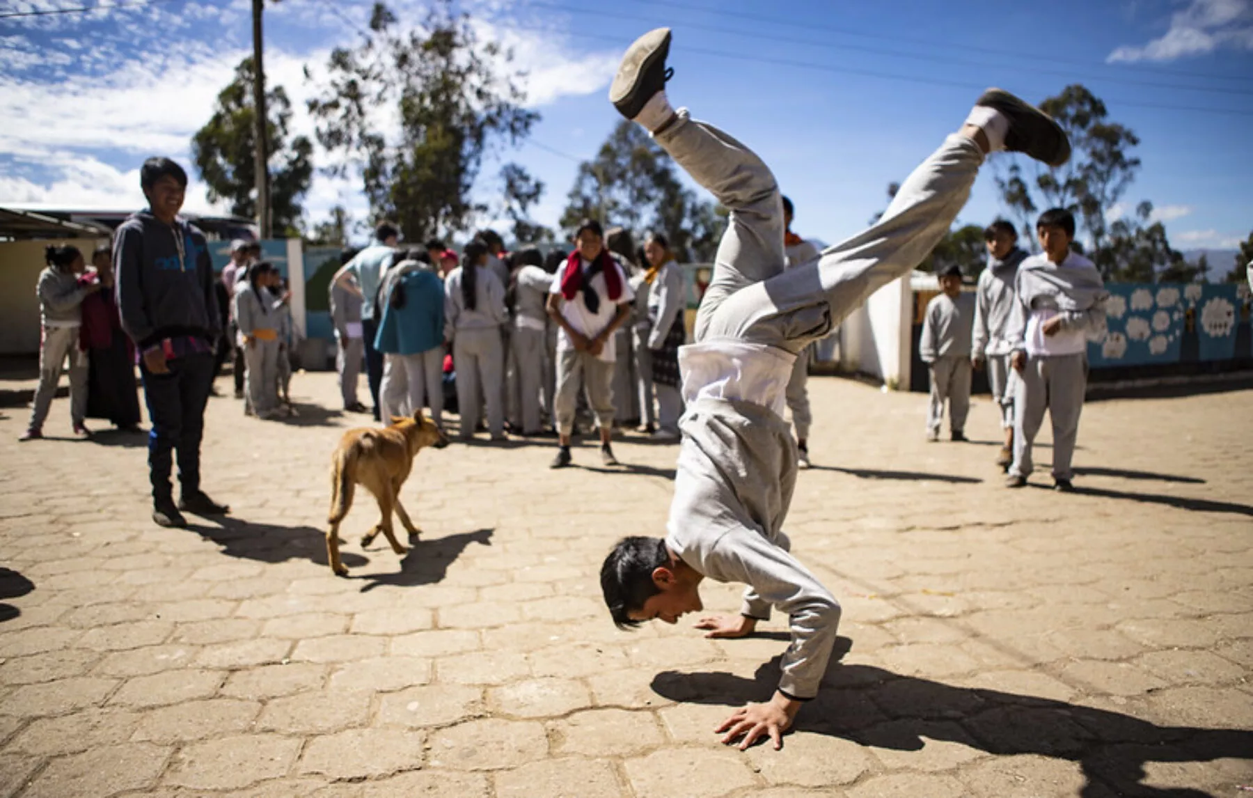 Student from Northhampton Breakdancing